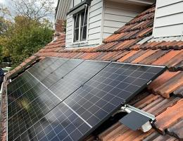 Solar Panels Installed Pure Electric Not Enough Solar